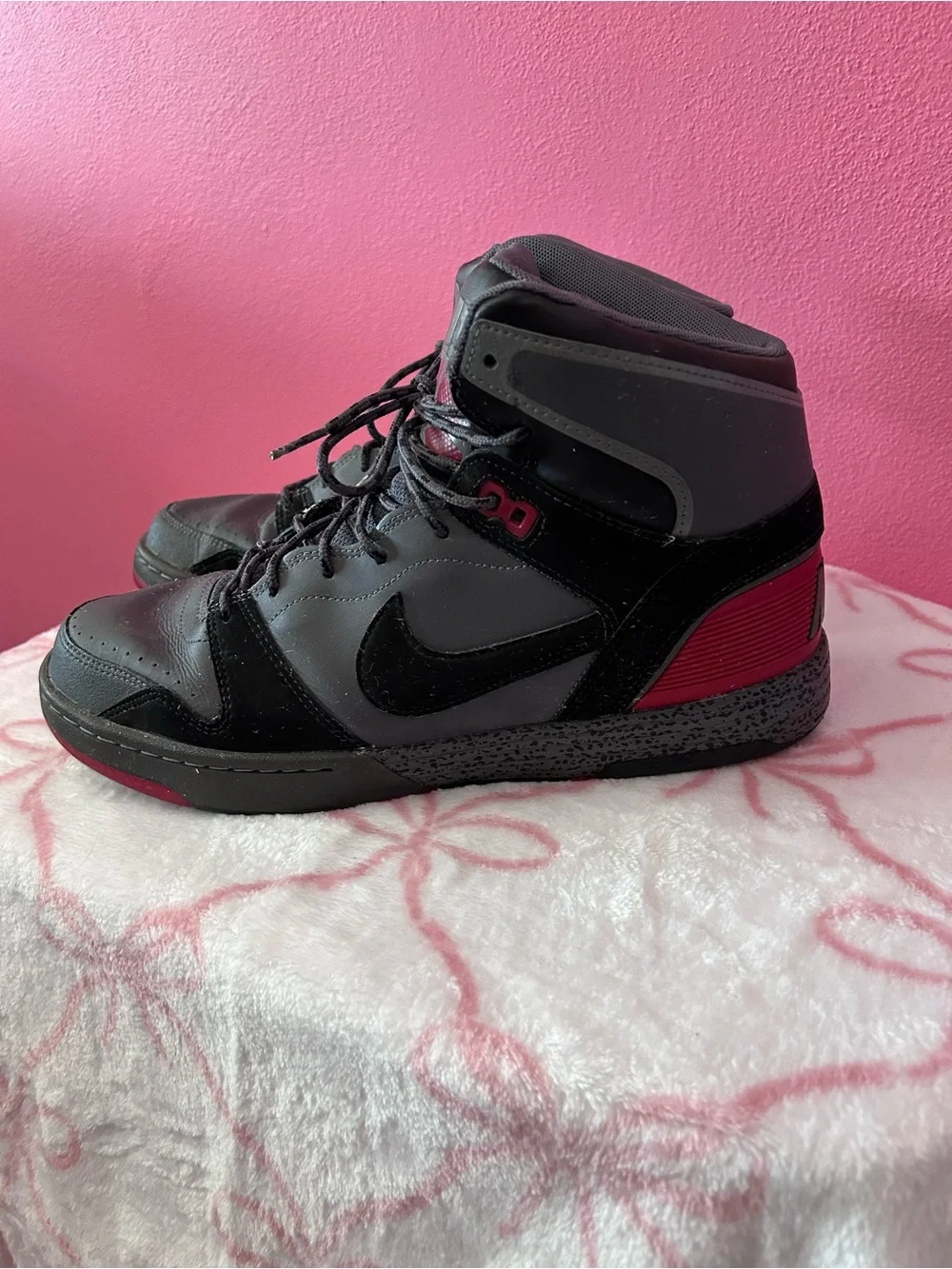 Nike High-Top Sneakers in Gray, Black & Red Accents